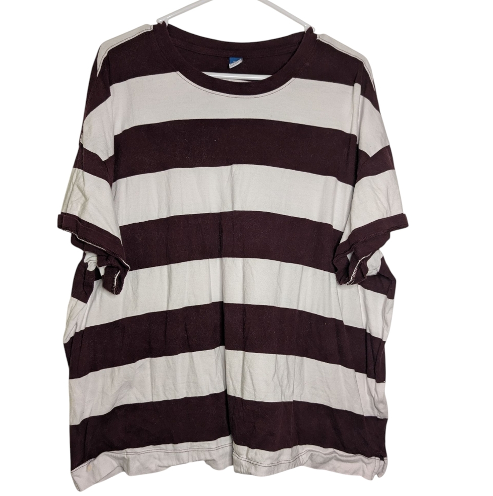Old Navy Red and White Striped Short Sleeve Tee